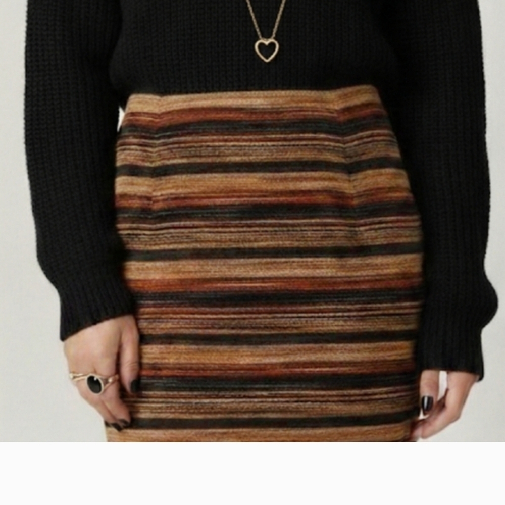 2 Skirts 1 Price. Both Measure 33-35" Waist. Metallic Stripe & Brown Snake Print - Picture 6 of 14
